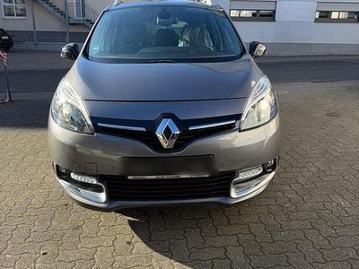 Gebraucht Renault Scénic III Bose Edition 132 PS (97 kW) 2015 Grau Van / Kleinbus