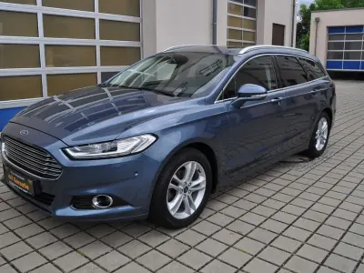 Gebraucht Ford Mondeo Titanium 165 PS (121 kW) 2018 Blau Limousine