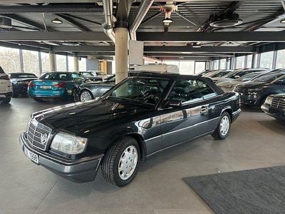 Gebraucht Mercedes E320 220 PS (161 kW) 1995 Schwarz Cabrio