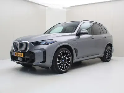 Gebraucht BMW X5 M Sport 387 PS (284 kW) 2024 Grau SUV