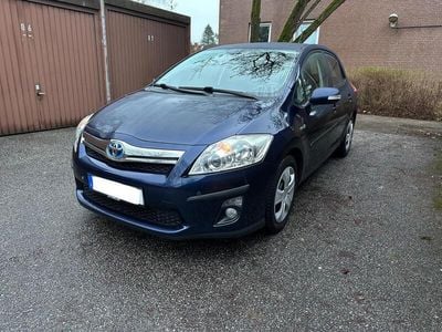Toyota Auris Hybrid