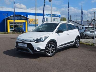 Gebraucht Hyundai i20 Active 101 PS (74 kW) 2020 Weiß Kleinwagen