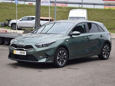 Experience grün Neu 2025 Kia Ceed Kleinwagen | 22.890 € (Fairer Preis)