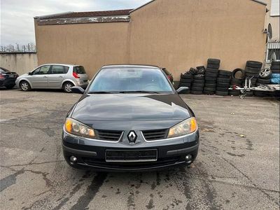 Gebraucht Renault Laguna II Dynamique 135 PS (99 kW) 2005 Schwarz Limousine