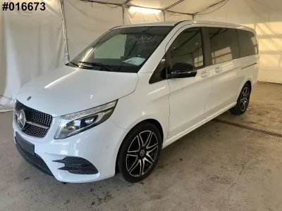 Gebraucht Mercedes V220 AMG line 163 PS (119 kW) 2022 Bergkristallweiß metallic Van / Kleinbus