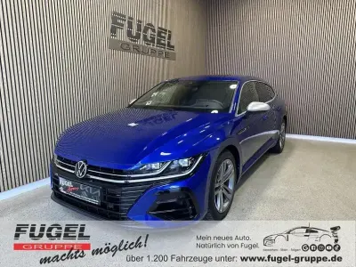 Używany VW Arteon R 320 KM (235 kW) 2021 Niebieski Sedan/Limuzyna