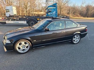 Second-hand BMW 328 Basis 193 CP (141 kW) 1997 Negru Coupe