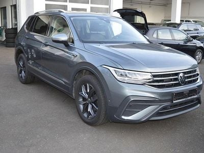 Grau Gebraucht 2022 VW Tiguan Allspace Life SUV | 22.990 € (Fairer Preis)