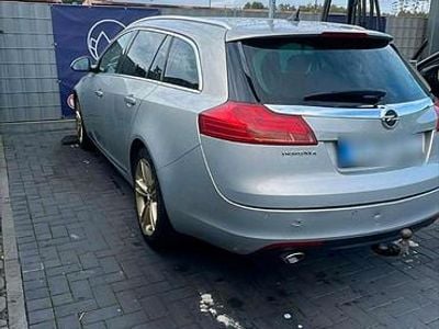 Usata Opel Insignia 140 CV (102 kW) 2010 Argento Station wagon