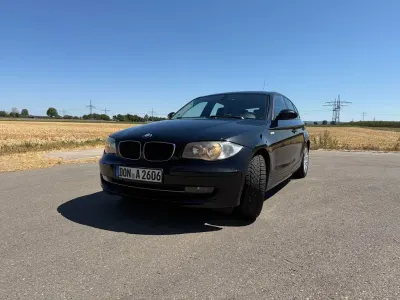 Gebraucht BMW 116 122 PS (89 kW) 2007 Schwarz Kleinwagen