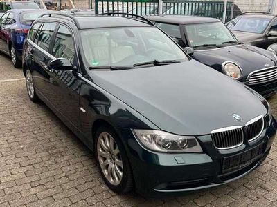 gebraucht BMW 325 325 xi Touring Aut.LederBeige,Navi,Xenon,1.Hand,PDC