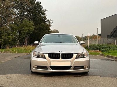 BMW 325