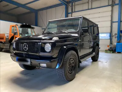 Używany Mercedes G300 136 KM (100 kW) 1990 Czarny SUV