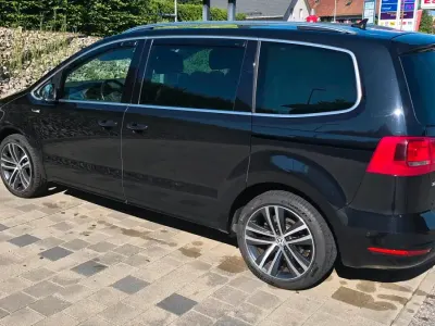 Gebraucht VW Sharan 2015 Schwarz Van / Kleinbus