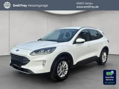 Gebraucht Ford Kuga Titanium 224 PS (164 kW) 2022 Frozen white SUV