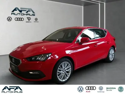 Gebraucht Seat Leon XCELLENCE 204 PS (150 kW) 2022 Rot Limousine