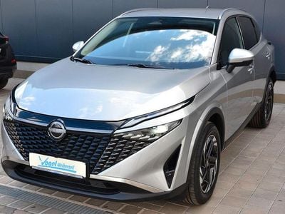 Neu Nissan Qashqai N-Connecta 140 PS (102 kW) 2025 Silber SUV