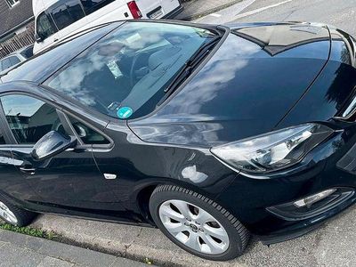 Usata Opel Astra Edition 120 CV (88 kW) 2015 Nero Berlina