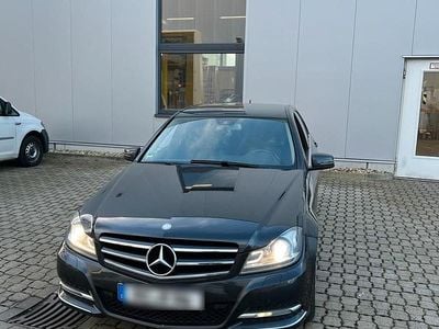 Schwarz Gebraucht 2014 Mercedes C200 Limousine | 9.500 €