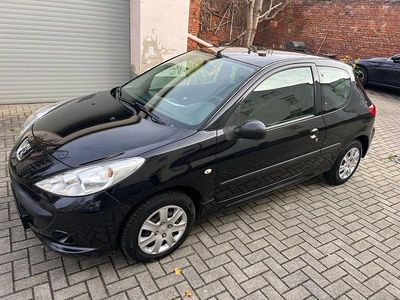 Gebraucht Peugeot 206 75 PS (55 kW) 2009 Schwarz Limousine