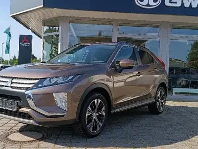 Gebraucht Mitsubishi Eclipse Cross Diamant Edition 163 PS (119 kW) 2018 Braun SUV
