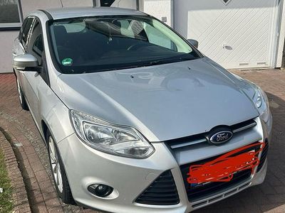 Gebraucht Ford Focus 116 PS (85 kW) 2013 Silber Kombi