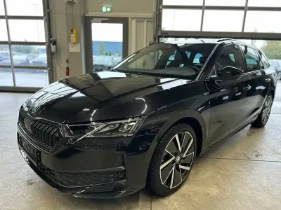 Gebraucht Skoda Octavia SportLine 150 PS (110 kW) 2024 Schwarz Kombi