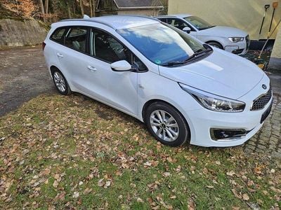 Gebraucht Kia Ceed Sportswagon Edition 7 101 PS (74 kW) 2019 Weiß Kombi