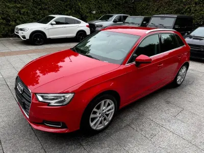 Gebraucht Audi A3 Design 116 PS (85 kW) 2019 Rot Limousine