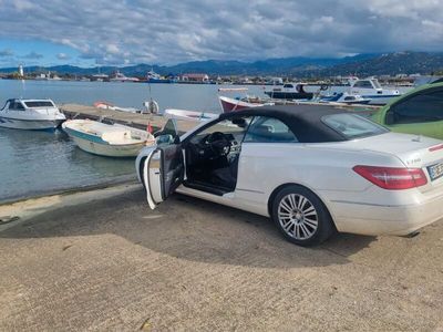 Mercedes E200