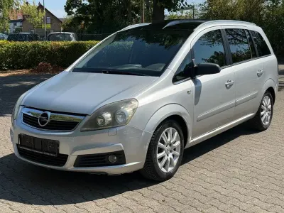 Gebraucht Opel Zafira Cosmo 150 PS (110 kW) 2007 Silber Van / Kleinbus