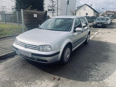 Gebraucht VW Golf IV 75 PS (55 kW) 2002 Silber Kleinwagen