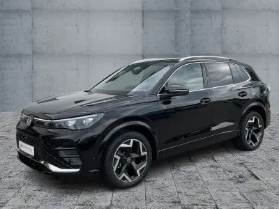 Neu VW Tiguan R-line 150 PS (110 kW) 2026 Schwarz SUV