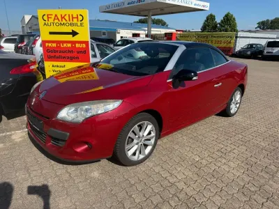 Gebraucht Renault Mégane Cabriolet Luxe 131 PS (96 kW) 2010 Rot Cabrio