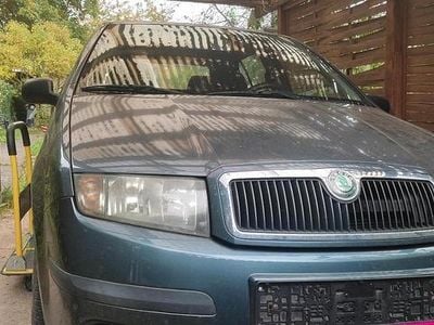 Blau Gebraucht 2006 Skoda Fabia Kleinwagen | 1.250 € (Fairer Preis)