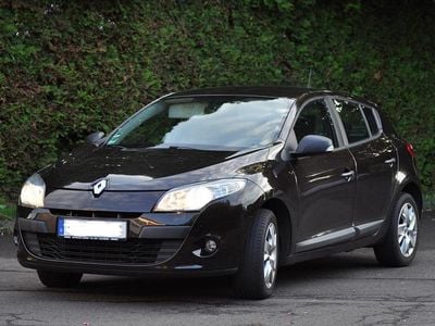 Gebraucht Renault Mégane III 136 PS (100 kW) 2013 Braun Kleinwagen