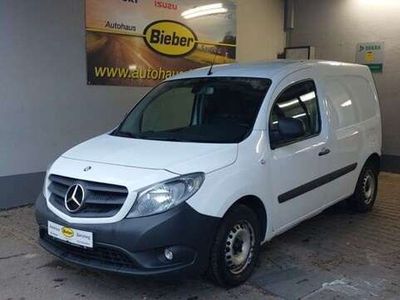 Mercedes Citan 109