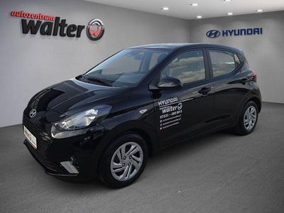 Gebraucht Hyundai i10 Select 63 PS (46 kW) 2025 Schwarz Kleinwagen