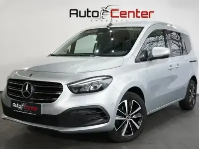 Używany Mercedes T180 AMG Edition 1 116 KM (85 kW) 2022 Srebrny Minivan