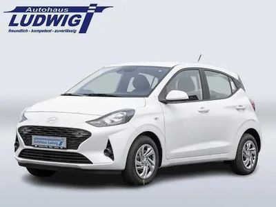 Gebraucht Hyundai i10 Select 67 PS (49 kW) 2024 Weiß (atlas white) Kleinwagen