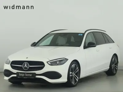Gebraucht Mercedes C300 Avantgarde 265 PS (194 kW) 2022 Unilack polarweiss Kombi