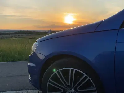 Gebraucht VW Eos Exclusive 140 PS (102 kW) 2013 Blau Cabrio