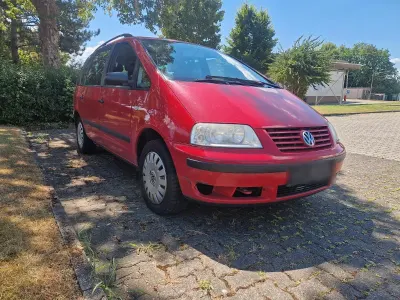 Gebraucht VW Sharan 115 PS (84 kW) 2001 Rot Van / Kleinbus