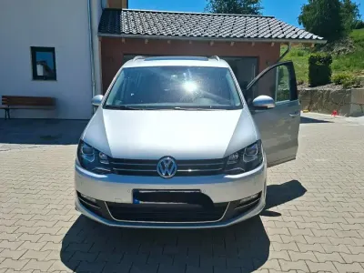 Gebraucht VW Sharan 140 PS (102 kW) 2013 Silber Van / Kleinbus