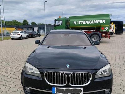 BMW 740