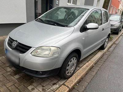 Second-hand VW Fox 54 CP (39 kW) 2005 Argintiu Hatchback