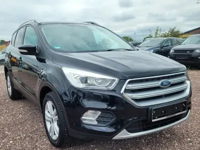 Używany Ford Kuga Cool & Connect 150 KM (110 kW) 2018 Czarny SUV