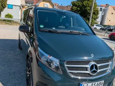 Gebraucht Mercedes V200 136 PS (100 kW) 2018 Grün Van / Kleinbus