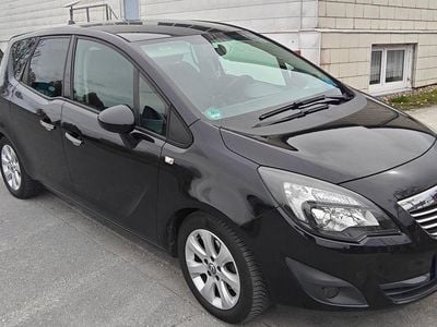 Second-hand Opel Meriva Edition 101 CP (74 kW) 2011 Negru Monovolum