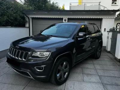 Gebraucht Jeep Grand Cherokee Overland 250 PS (183 kW) 2015 Grau SUV